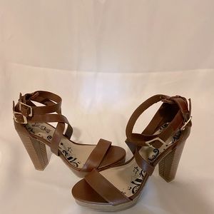 Tan platform heels Size 7 women’s